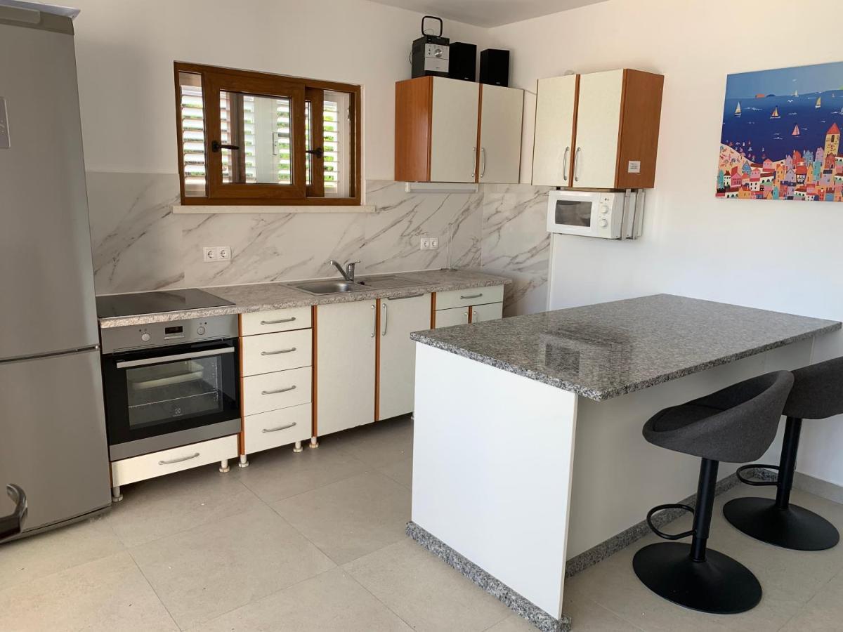 Apartmani Tonko Рачище Екстер'єр фото